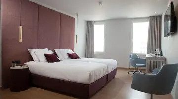 Athenaeum Smart Hotel