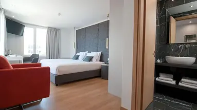 Athenaeum Smart Hotel