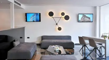 Athenaeum Smart Hotel