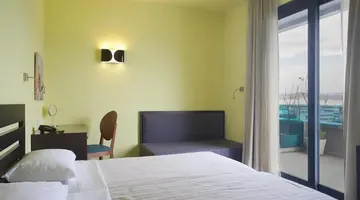 Athens Center Square Hotel