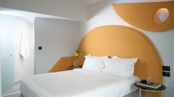 Athens Utopia Ermou