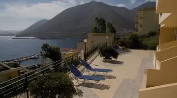 Athina Aparthotel