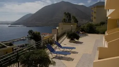 Athina Aparthotel