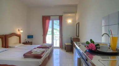 Athina Aparthotel