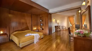 Athina Palace Resort and Spa