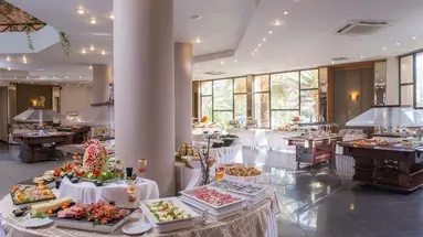 Athina Palace Resort and Spa