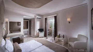 Athina Palace Resort and Spa