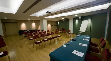 Athinais Hotel