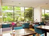 Athinais Hotel