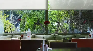 Athinais Hotel