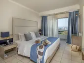 Athineon Hotel