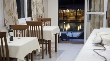 Athinoula Hotel