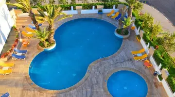 Atlantic Palm Beach Suites Apart Hotel