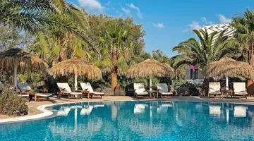Atlantis Beach Villa