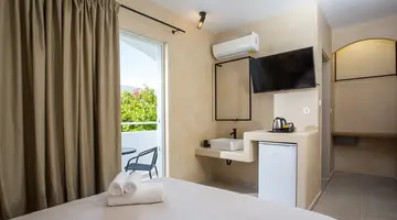 Atma Beach Room and Suites