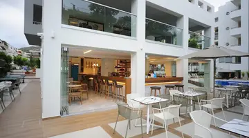 ATRIUM AMBIANCE HOTEL (Adults Only)