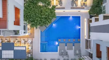Atrium Ambiance Hotel