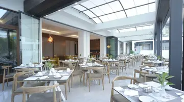 Atrium Ambiance Hotel