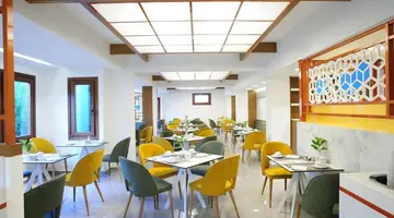 Atrium Ambiance Hotel