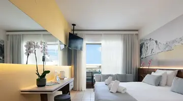 Atrium Ambiance Hotel