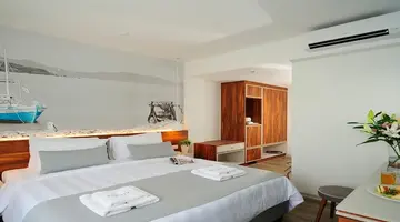 Atrium Ambiance Hotel