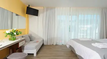 Atrium Ambiance Hotel