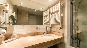 Atrium Hotel by Mellow Mood Hotels