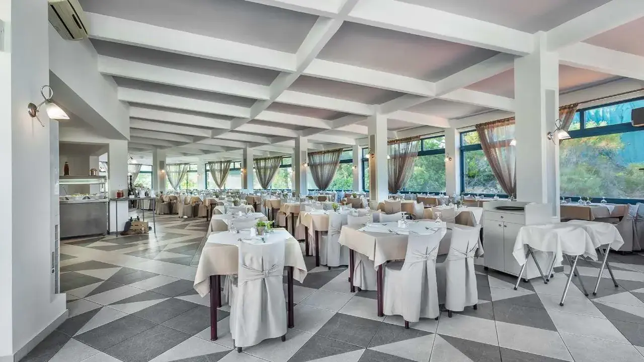 ATRIUM HOTEL
