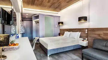 Atrium Hotel