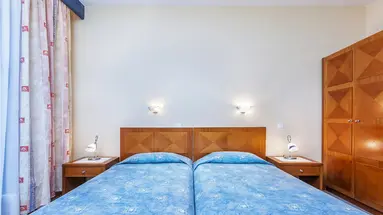 Atrium Hotel