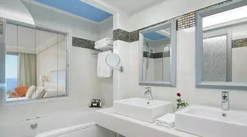 ATRIUM PLATINUM LUXURY RESORT HOTEL & SPA