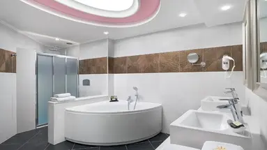 ATRIUM PLATINUM