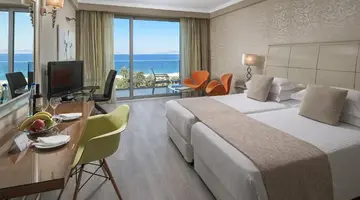 ATRIUM PLATINUM