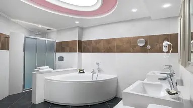 ATRIUM PLATINUM