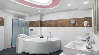 ATRIUM PLATINUM