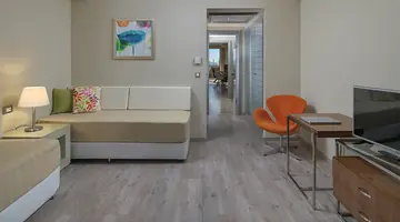 ATRIUM PLATINUM