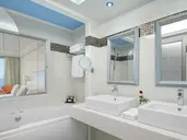 ATRIUM PLATINUM