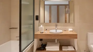 ATZAVARA HOTEL & SPA