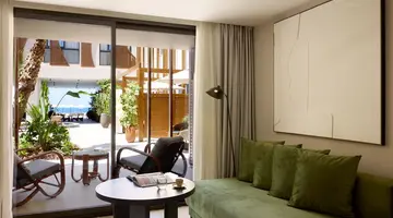 AULUS CHANIA, CURIO COLLECTION BY HILTON
