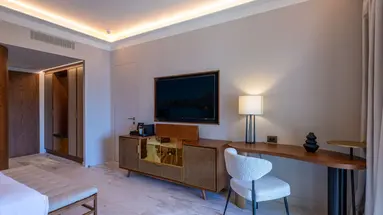 AULUS CHANIA, CURIO COLLECTION BY HILTON