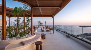 AULUS CHANIA, CURIO COLLECTION BY HILTON