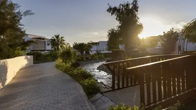 AULUS LINDOS RHODES CURIO COLLECTION BY HILTON