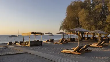 AULUS LINDOS RHODES CURIO COLLECTION BY HILTON