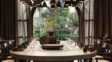 AULUS LINDOS RHODES CURIO COLLECTION BY HILTON