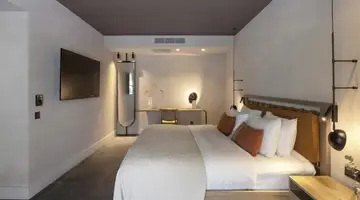 AULUS LINDOS RHODES CURIO COLLECTION BY HILTON