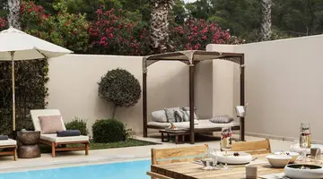 AULUS LINDOS RHODES CURIO COLLECTION BY HILTON
