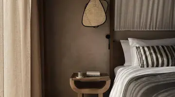 AULUS LINDOS RHODES CURIO COLLECTION BY HILTON