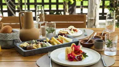 AULUS LINDOS RHODES CURIO COLLECTION BY HILTON