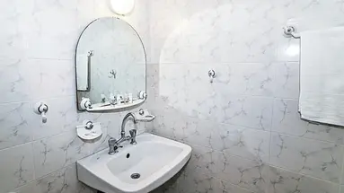 Aura Hotel