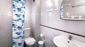 Aura Hotel